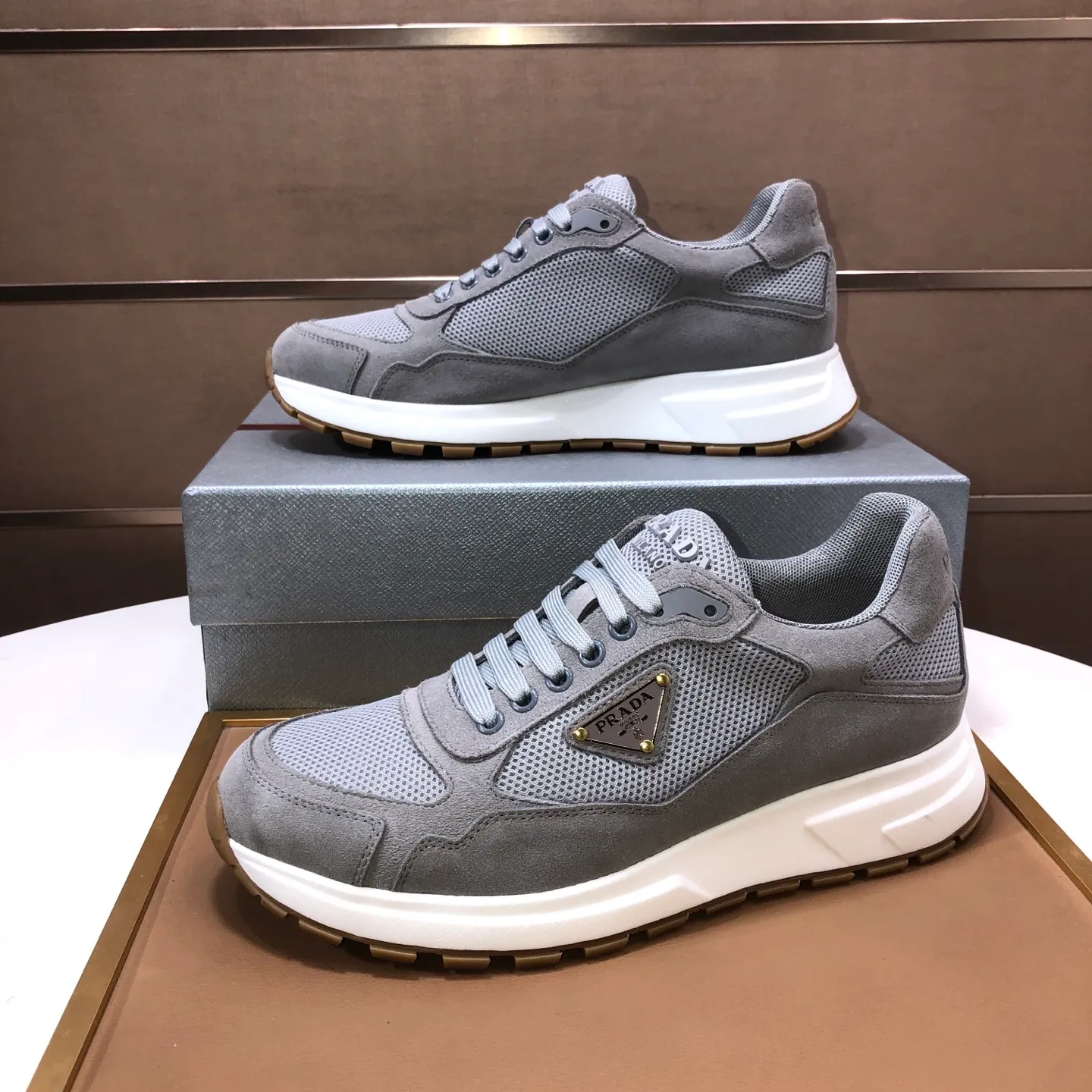 Men's shoes 💰580💰 [PRADA] Top-quality original items, new seasonal styles, high-quality original items, top-level imported calfskin and original imported glue, imported cowhide lining with original cowhide feet, original outsole! Quality guaranteed! Code 38-45 (45 customized)